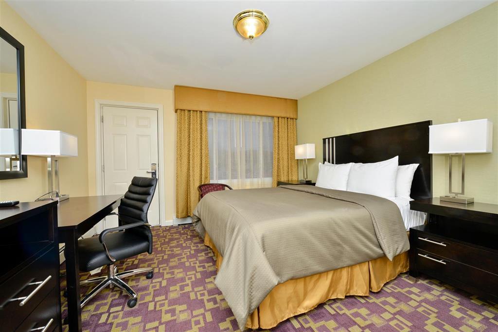 Americas Best Value Inn Providence-North Scituate Room photo